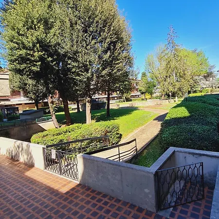 شقة Mansarda Luminosa E Confortevole *