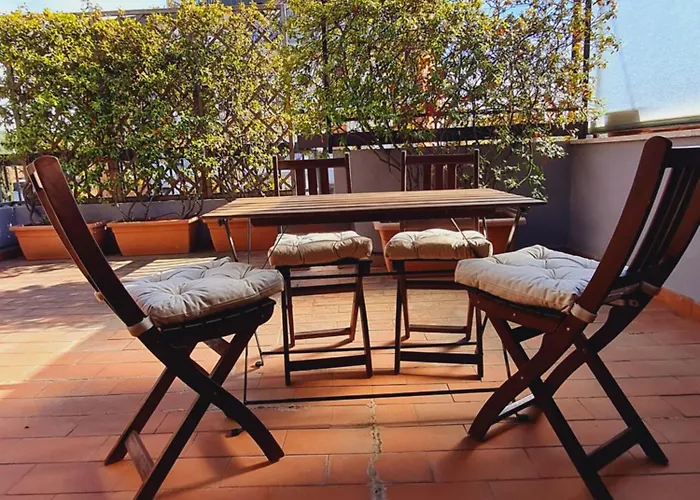 Lägenhet Mansarda Luminosa E Confortevole Florens