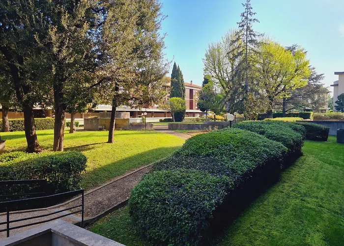 Lägenhet Mansarda Luminosa E Confortevole Florens