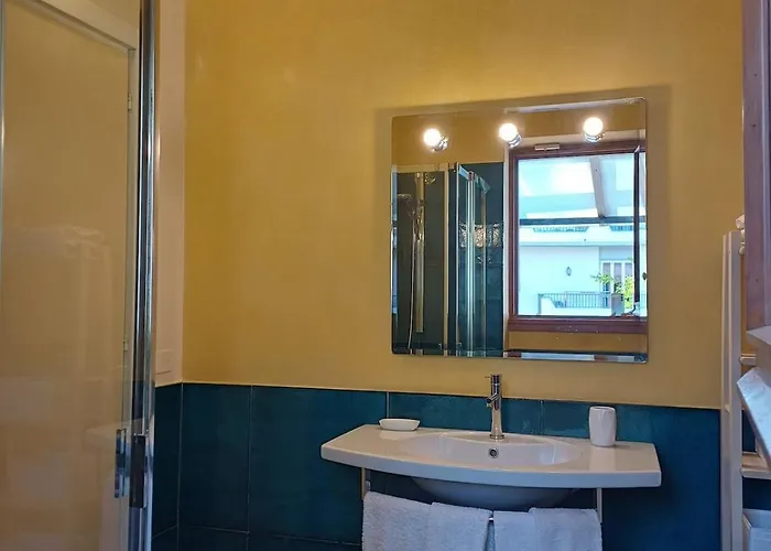 Lägenhet Mansarda Luminosa E Confortevole *